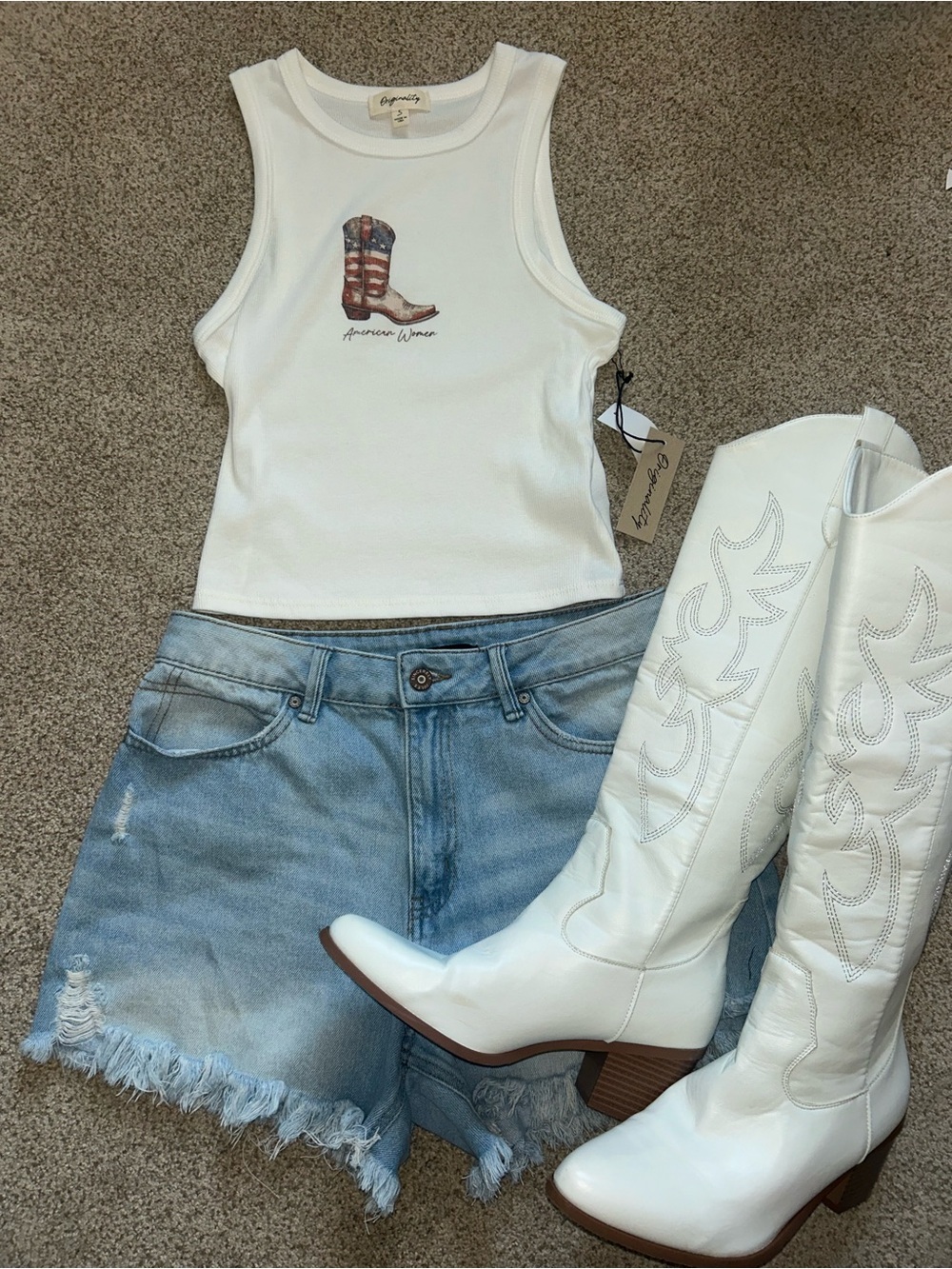 NWT Originality White Ribbed Tank Top with Cowboy Boot Sz S State Fair Rodeo